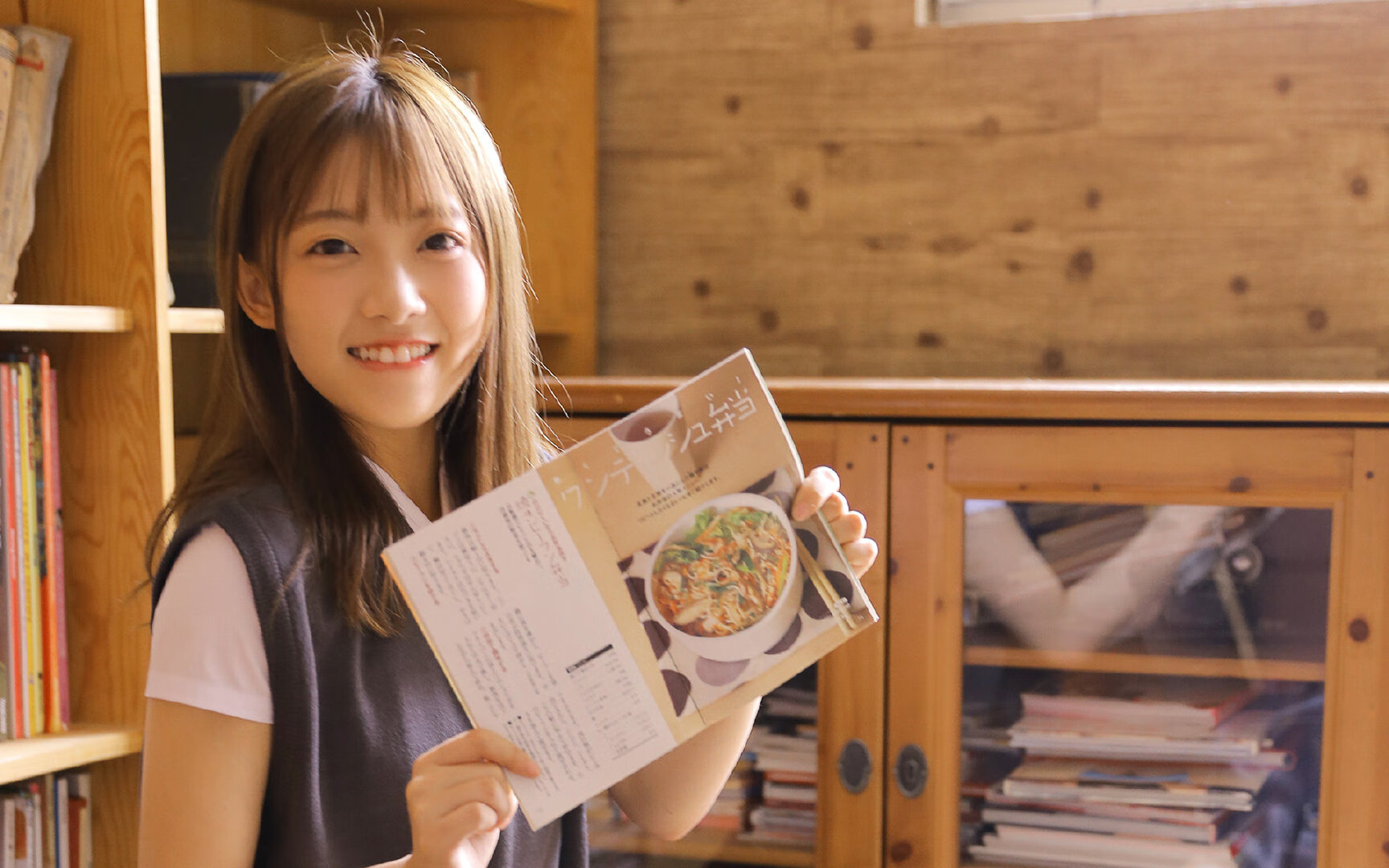 库尔图瓦一夫当关,阿尔及利亚绝境重生,当世界杯的诗行写就于瞬息